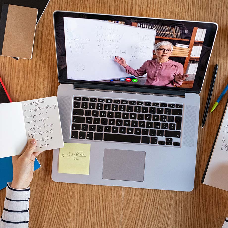 Blog 5 Tips For Moving Your Face To Face Training Online